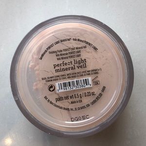 Bare Minerals Perfect Light Mineral Veil- New!